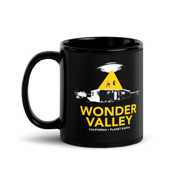 Wonder Valley Black Glossy Mug